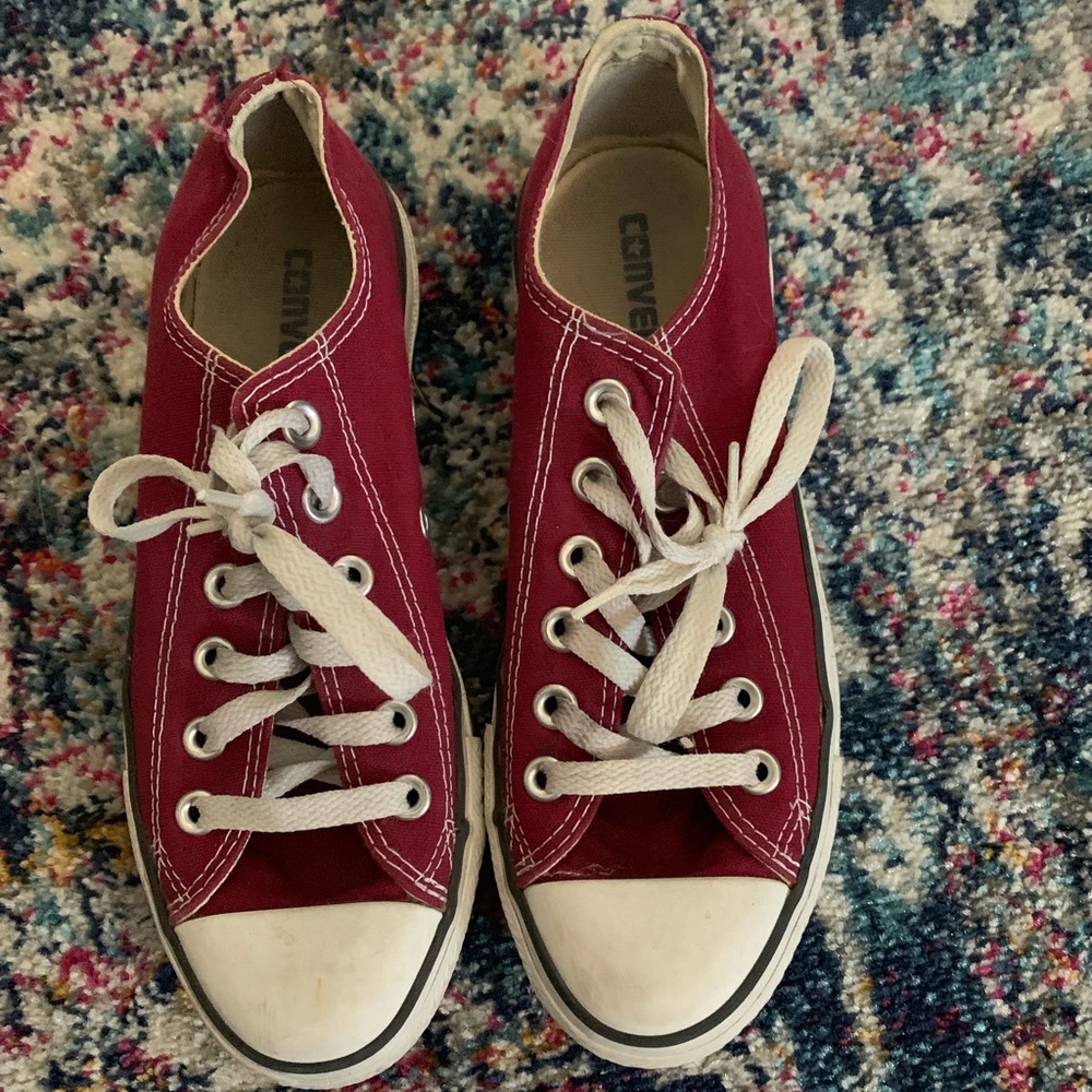 Maroon Low Too Converse